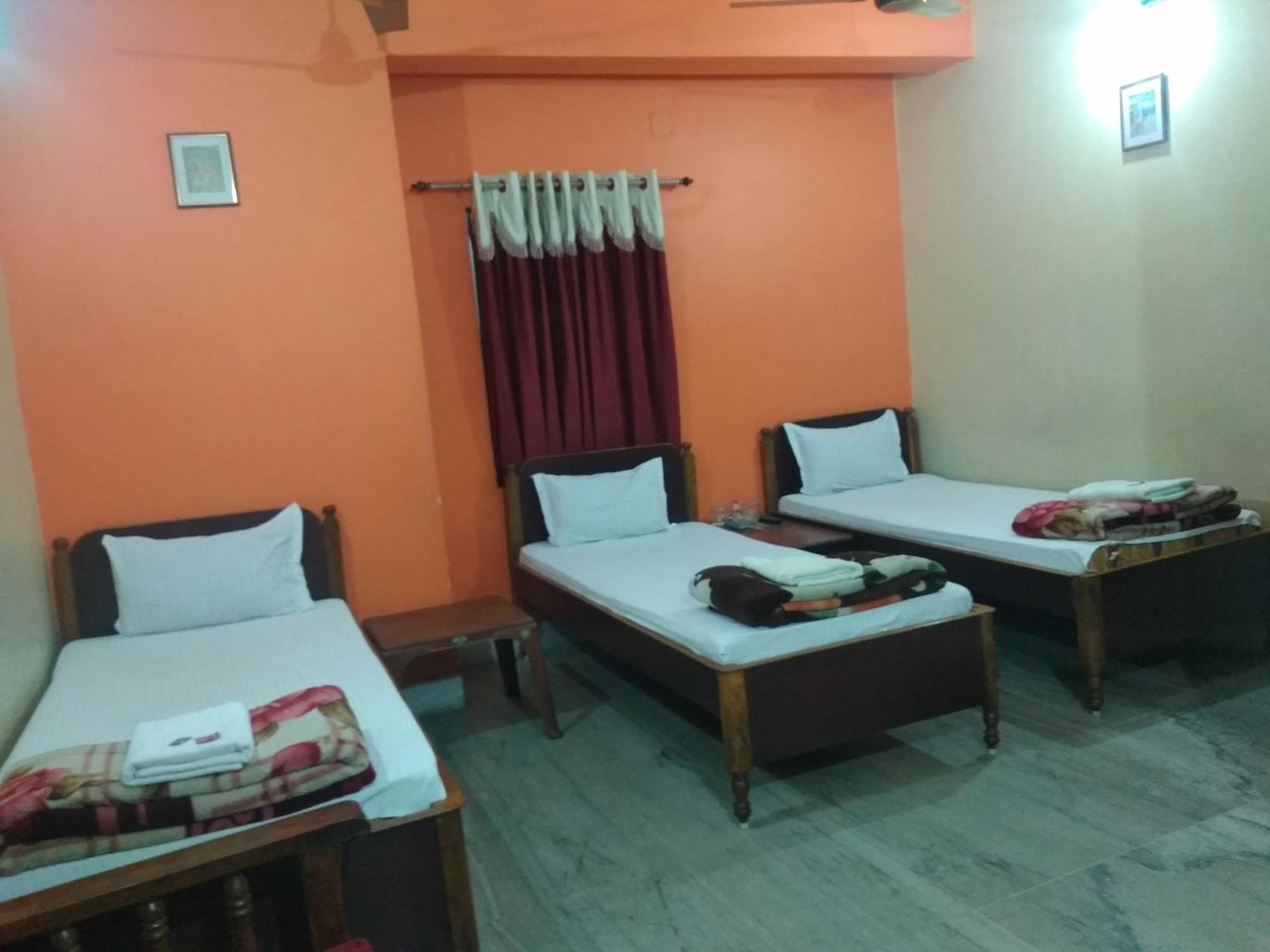 Hotel Chandrakala Regency 300 Meters From Dhanbad Railway Exterior foto
